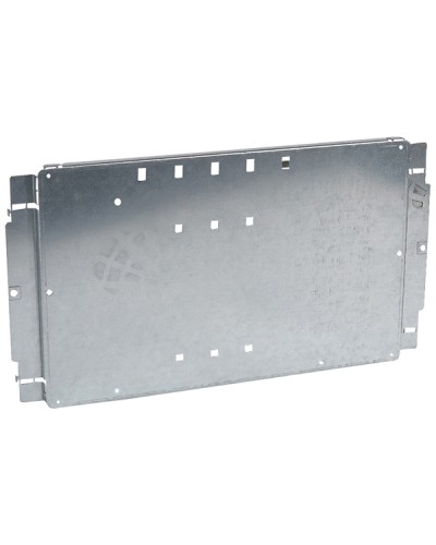 Пластина Legrand 020207 в Ноябрьске Щиты электрические Pintop.ru