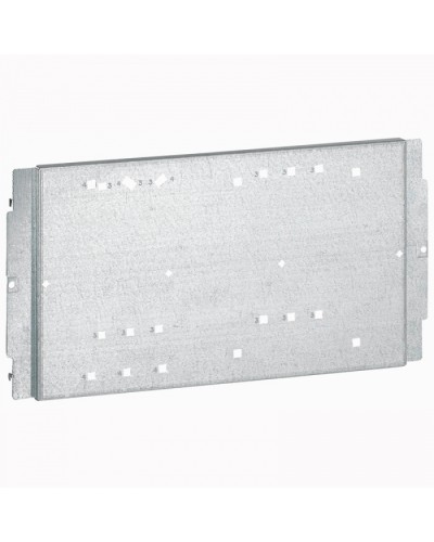 Пластина Legrand 020220 в Ноябрьске Аксессуары для стоек и шкафов Pintop.ru