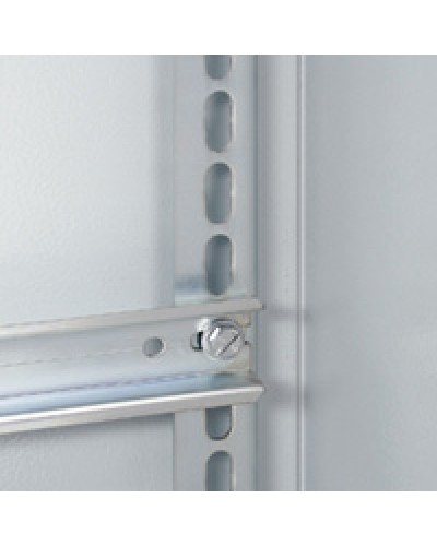 Стойки профил. 500 (2 шт/уп) Legrand 036152 в Ноябрьске Аксессуары для стоек и шкафов Pintop.ru